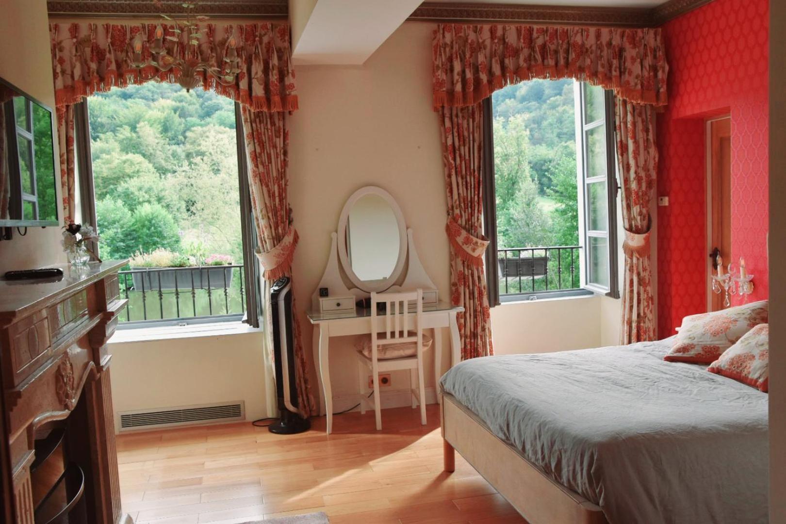 Chateau Roquehort Avec Ev Recharge Point 22Kw Monein Eksteriør billede